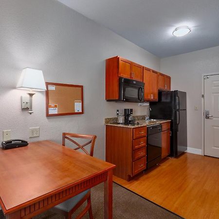 Candlewood Suites Decatur Medical Center By Ihg Екстер'єр фото