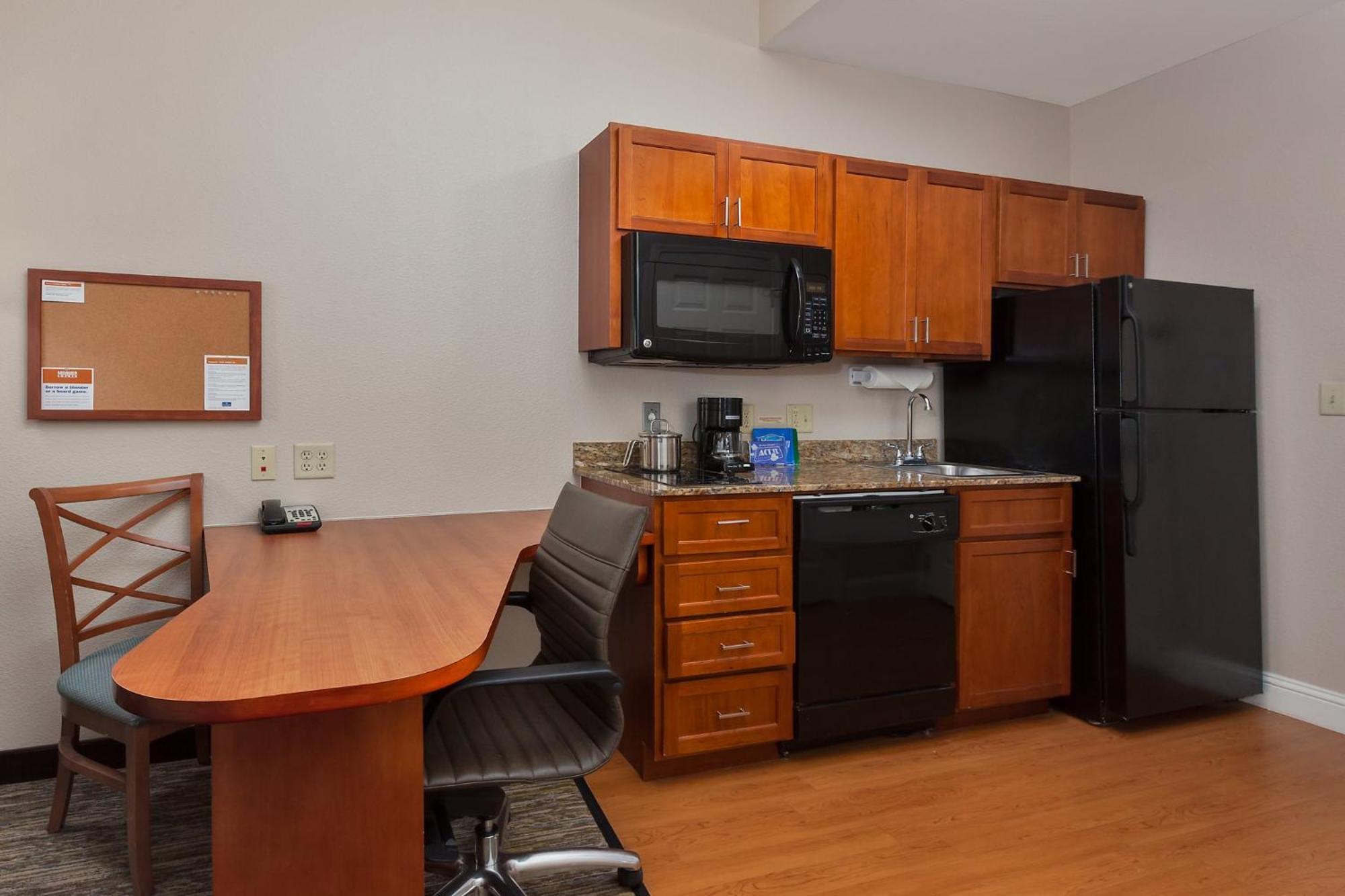 Candlewood Suites Decatur Medical Center By Ihg Екстер'єр фото